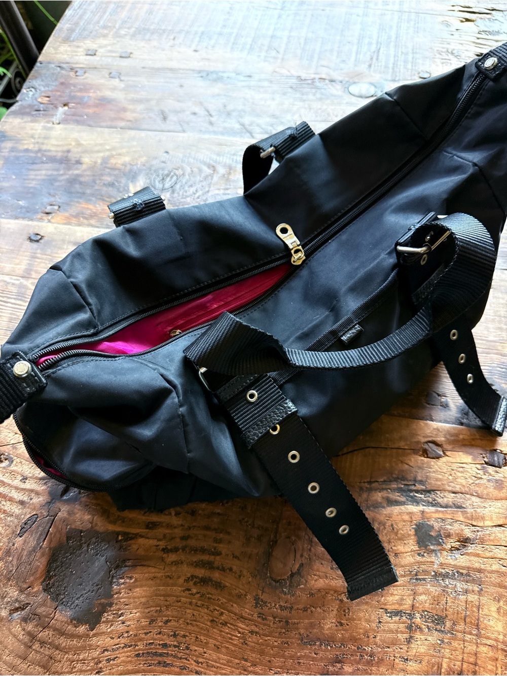 Kenneth Cole Reaction black duffle handbag